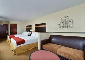 Holiday Inn Express PORTLAND SE - CLACKAMAS AREA by IHG 3