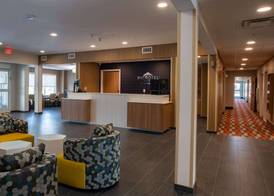 Microtel Inn & Suites by Wyndham Amsterdam NY 3
