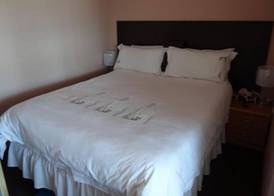 Flossie B&B 5