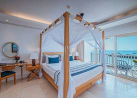 Hemingways Watamu 3