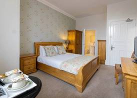 Thomas Paine Hotel 3