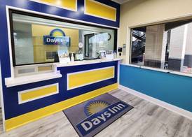 Days Inn by Wyndham Dickinson TX 4