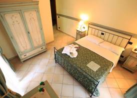 Hotel L'Aquila 4