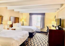 Country Inn & Suites by Radisson, Battle Creek, MI 5