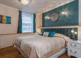 Brighton Surf Guest House 3