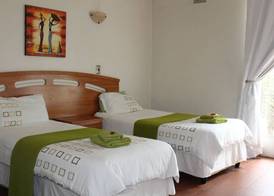 Airport Modjadji Guesthouse 2