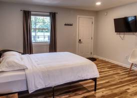 Vermont Suites 4
