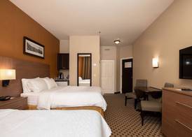 Holiday Inn Express & Suites TREMBLANT by IHG 5