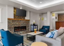 Comfort Inn & Suites Marion I-57 4