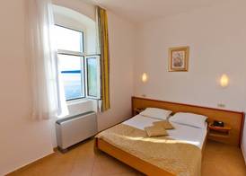 Villa Tamaris - Hotel Resort Dražica 5