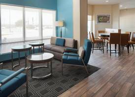 TownePlace Suites by Marriott Kingsville 4