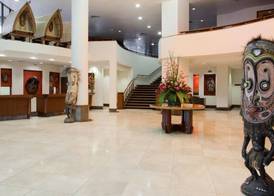 Crown Hotel 3