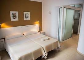Hostal Victoria Mar 4