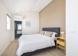 Lisbon Oriente Suites by Olala Homes 5
