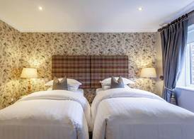The Rooms at Cunningham's - adults Only 4