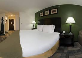 Holiday Inn Express & Suites PEKIN (PEORIA AREA) by IHG 4