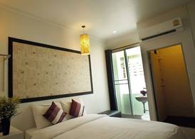 Walking Street Residence 3