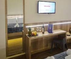 Hotel Yakinthos 4