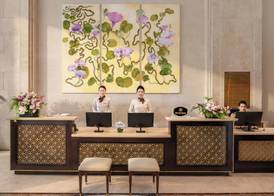 Holiday Beach Hotel Danang 3