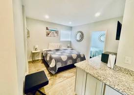 Paradise inn 4