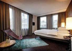 Hotel V Nesplein 4