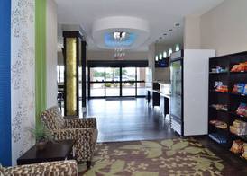 Quality Inn & Suites Kenedy - Karnes City 4