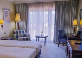 The Carousel Hotel 4
