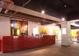 WOW Hostel Amsterdam 3