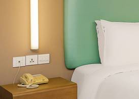 Holiday Inn Express Hangzhou Huanglong by IHG 5
