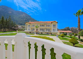 Goldlion Hotel 4