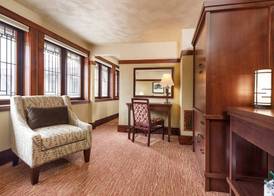 The Historic Park Inn Hotel 4