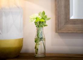 Darlington Arms by the airport - Free parking - Bar & Food 2