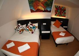 Heathrow Inn 3