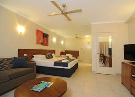 Cairns Queenslander Hotel & Apartments 3