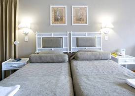 Pine Lodge Resort 3