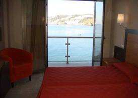 ON ALETA ROOM designed for adults 5