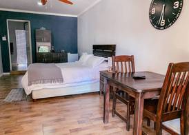 Bosau Guest House 5
