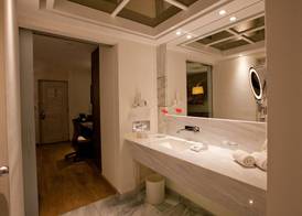 HS HOTSSON Hotel Leon 4