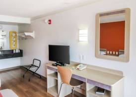 Rodeway Inn Altoona Orchard Plaza 3