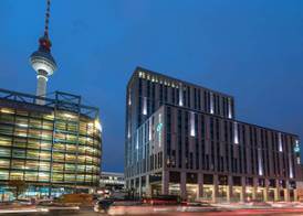 Motel One Berlin-Alexanderplatz 3