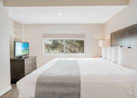 Chase Suite El Paso 2