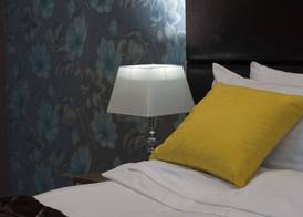 Square Inn 3