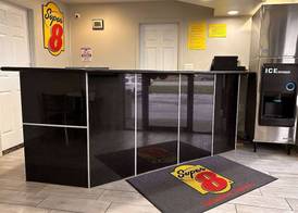 Super 8 by Wyndham Lafayette 2