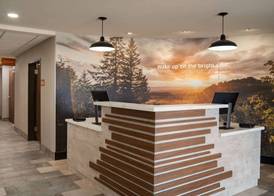 La Quinta Inn & Suites by Wyndham Springfield 4
