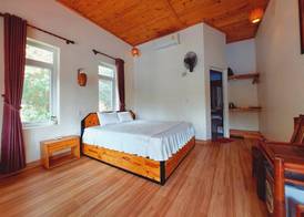 Ninh Binh Mountain Side Homestay & Cafe 4
