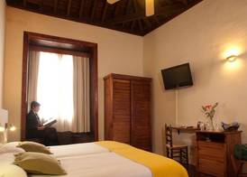 Gara Hotel 4