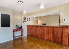 Best Western Oak Manor 3