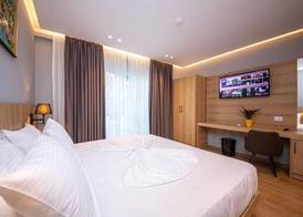 Azure Inn Hotel 5