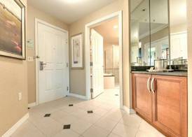StripViewSuites at Signature 4