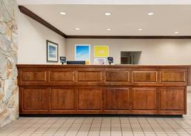 Days Inn by Wyndham Lexington 2